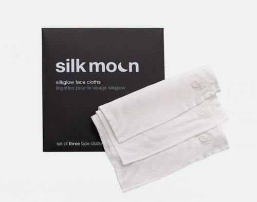 Front view of our Silkglow Face Cloths, featuring three matching white cloths made from 100% mulberry silk.